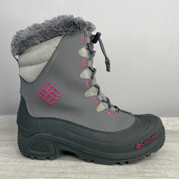Like New! Columbia Bugaboot gray and pink snow boots size 4 - Picture 2 of 12